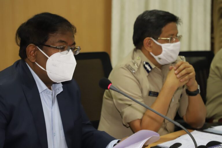 IAS N Manjunatha Prasad and IPS Kamal Pant