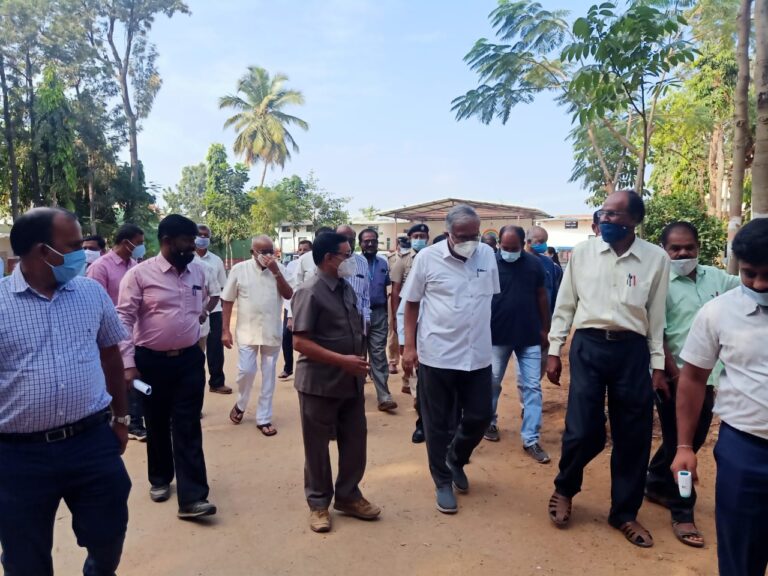 Suresh Kumar in Ramanagar school