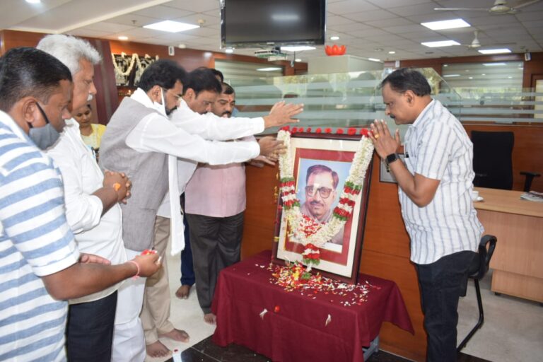 BJP Pandit Dinadayal Upadhyaya birth anniversary