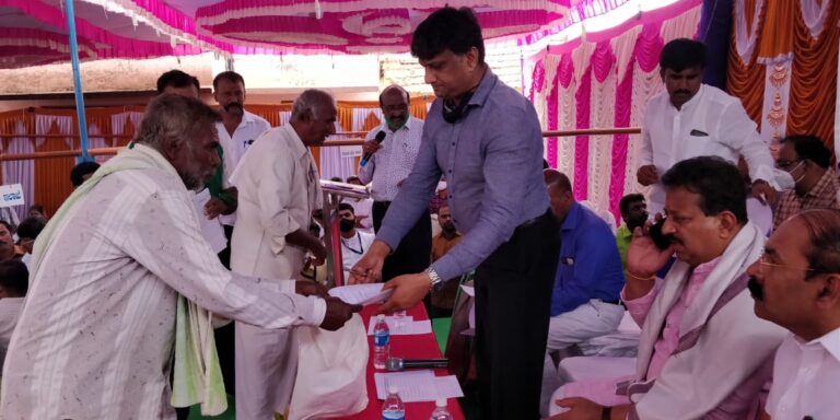 Bengaluru Urban DC at Village stay