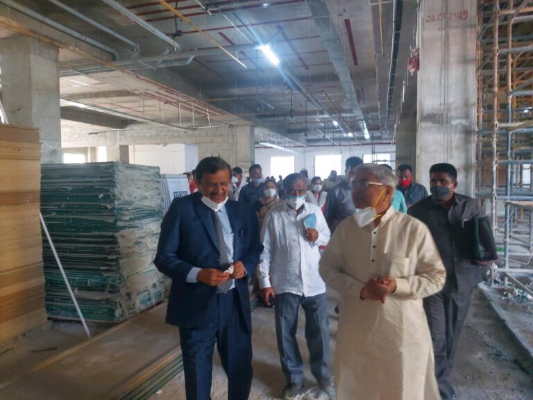DCM inspects Jayadeva Hospital
