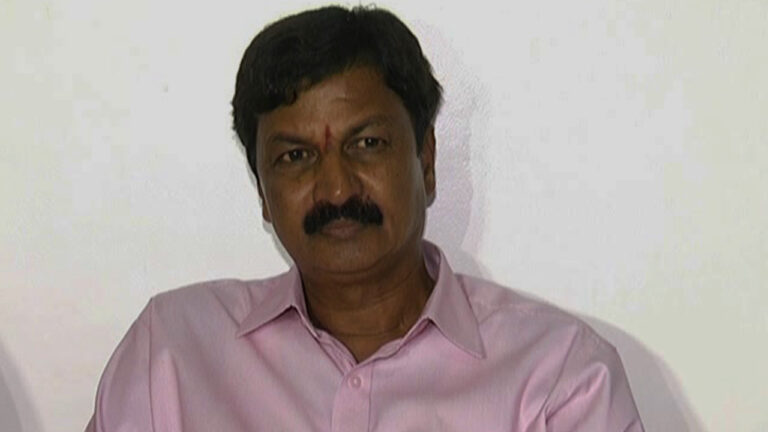 Ramesh Jarkiholi new pics.jpg1