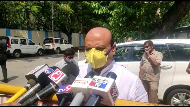 ವೀಕೆಂಡ್ ಕರ್ಫ್ಯೂ ವಿಸ್ತರಣೆ ಊಹಾಪೋಹಗಳ ಬಗ್ಗೆ ವ್ಯಾಖ್ಯಾನ ಮಾಡಲ್ಲ- ಬೊಮ್ಮಾಯಿ 8 Basavaraj Bommai