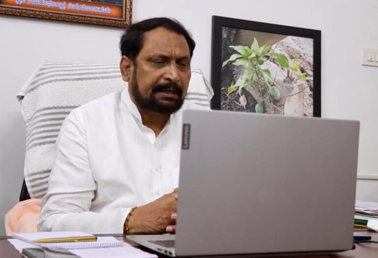 laxman savadi
