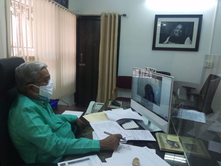 ವೆಬ್ ಸೈಟ್ ಮೂಲಕ ಸರಕಾರಿ-ಖಾಸಗಿ ಆಸ್ಪತ್ರೆಗಳ ಬೆಡ್ ಮಾಹಿತಿ ಒದಗಿಸಲು ನಿರ್ದೇಶನ 6 Govind Karjol1