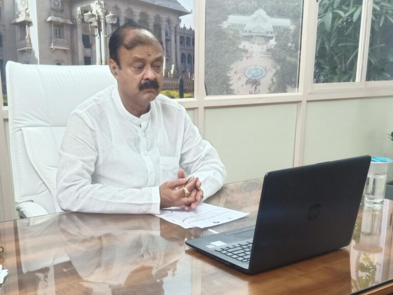 ಪ್ರಾಥಮಿಕ-ಪ್ರೌಢ ಶಾಲೆಗಳಲ್ಲಿ ಕನಿಷ್ಠ ಒಂದು ಗಂಟೆ ಕ್ರೀಡೆಗೆ ಮೀಸಲಿಡಿ- ಕ್ರೀಡಾ ಸಚಿವ ಡಾ. ನಾರಾಯಣಗೌಡ ಮನವಿ. 10 Minister NarayanaGowda