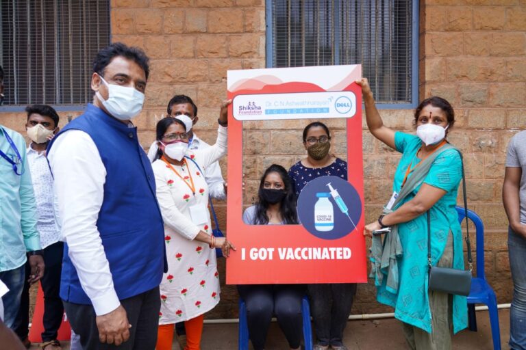 Sadananda Gowda launches free vaccination drive for students in Malleshwaram1