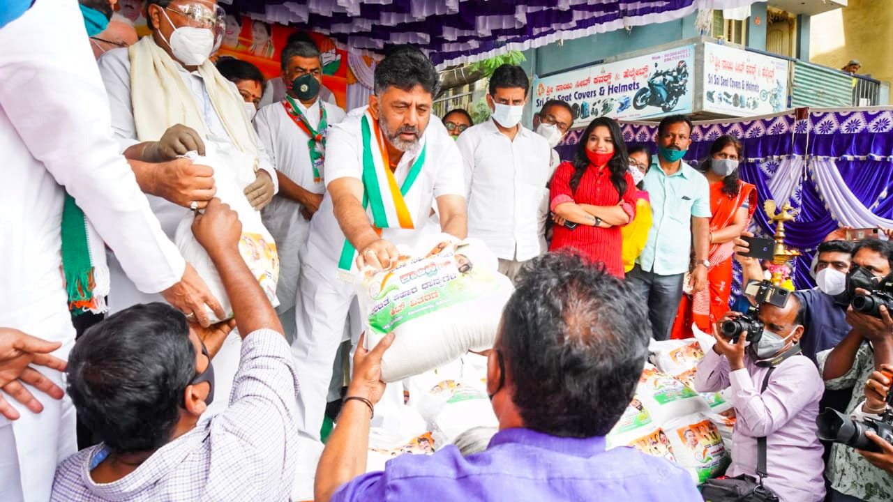 5000 food kit distributed in Rajajinagar ward1