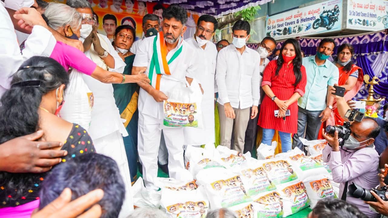 5000 food kit distributed in Rajajinagar ward2