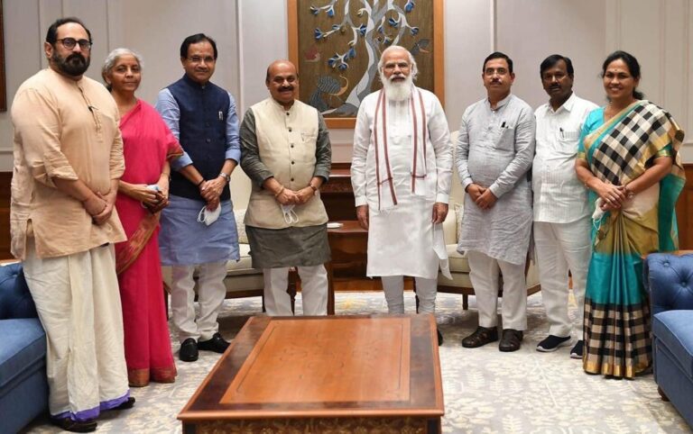 ಮುಖ್ಯಮಂತ್ರಿ ದೆಹಲಿ ಪ್ರವಾಸ: ಪ್ರಧಾನಿ, ಕೇಂದ್ರ ಸಚಿವರ ಭೇಟಿ 8 Bommai with PM Modi