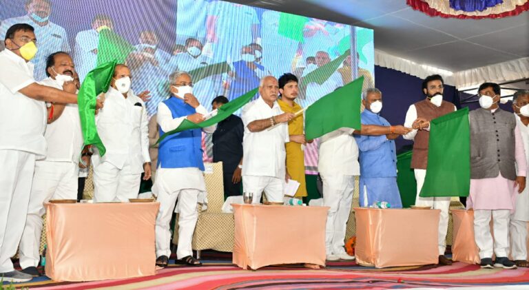 ಕಲಬುರಗಿಯಲ್ಲಿ ನೂತನ ಕಾಯಿಪಲ್ಲೆ ಮಾರುಕಟ್ಟೆ ಸಂಕೀರ್ಣಕ್ಕೆ ಶಂಕುಸ್ಥಾಪನೆ: 7 Karnataka Chief Minister laid Foundation stone for construction of Vegetable Market at Kalaburagi