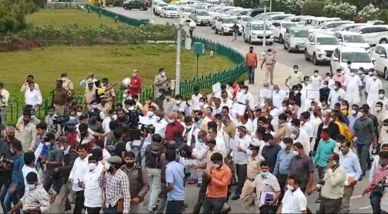 Karnataka Congress protest against phone tapping4
