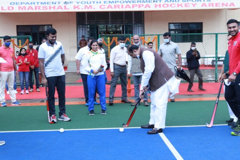 ಯುವ ಕ್ರೀಡಾಪಟುಗಳು ಮೇಜರ್ ಧ್ಯಾನ್ ಚಂದ್ ಅವರ ಕೆಚ್ಚನ್ನು ಬೆಳೆಸಿಕೊಳ್ಳಬೇಕು- ಸಚಿವ ಡಾ. ನಾರಾಯಣಗೌಡ 4 Young athletes should cultivate Major Dhyan Chand says Karnataka sports minister