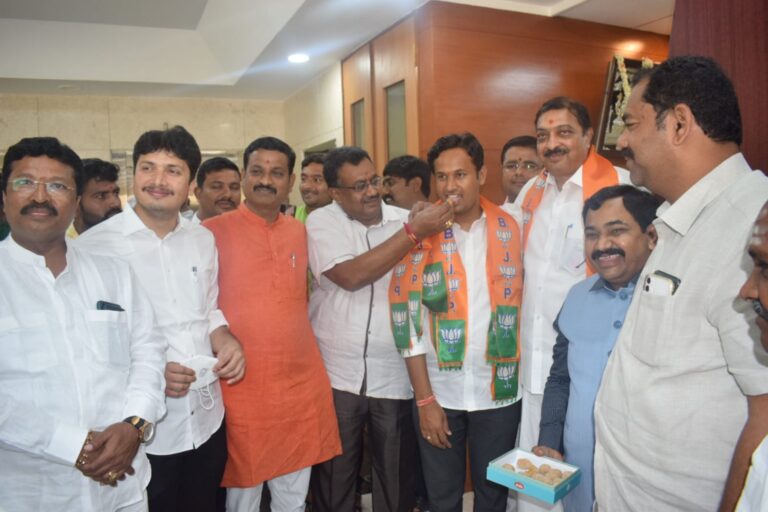 Kalaburagi Mahanagara Palike's independent candidates rejoins BJP in Bengaluru