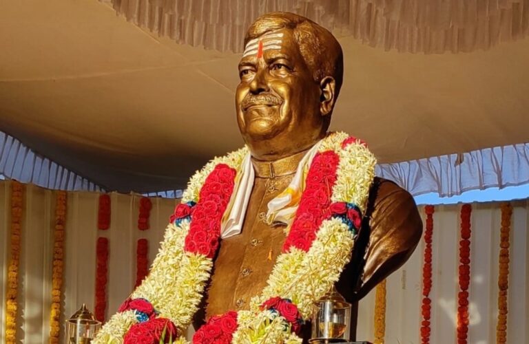 ಬೆಂಗಳೂರು-ಬೆಳಗಾವಿ ರೈಲಿಗೆ ಸುರೇಶ ಅಂಗಡಿಯವರ ನಾಮಕರಣಕ್ಕೆ ರಾಜ್ಯದಿಂದ ಶಿಫಾರಸ್ಸು -ಮುಖ್ಯಮಂತ್ರಿ 5 Karnataka to propose Late Former Union Minister Suresh Angadi's name for Bengaluru-Belagavi express train