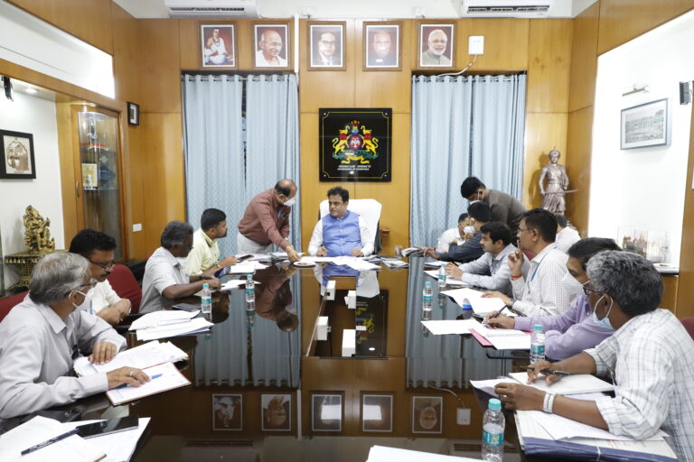 Construction of four lane railway bridge near yeshwantpur Circle at a cost of Rs 12 crore