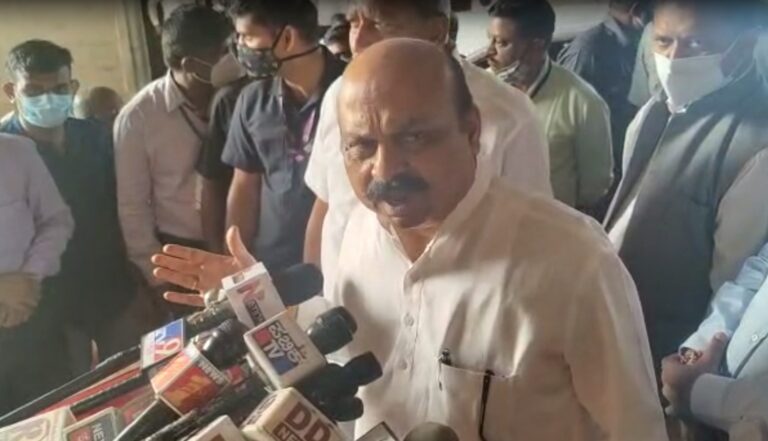 2019ರ ಮನೆ ಹಾನಿ: ಬಿಟ್ಟು ಹೋದ 7600 ಮನೆಗಳಿಗೆ ಪರಿಹಾರ 10 Congress is an irresponsible opposition party: CM Bommai
