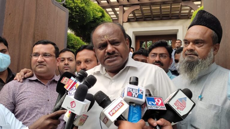 ಸಿಎಂ ಇಬ್ರಾಹಿಂ ಸೂಕ್ತ ಸಂದರ್ಭದಲ್ಲಿ ಸೂಕ್ತ ನಿರ್ಧಾರ ಕೈಗೊಳ್ಳಲಿದ್ದಾರೆ 2 CM Ibrahim will make right decision at appropriate time: HD Kumaraswamy