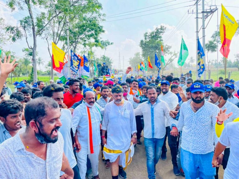 Karnataka Cong’s Mekedatu ‘padayatra’ FIR against DK Shivakumar, Siddaramaiah