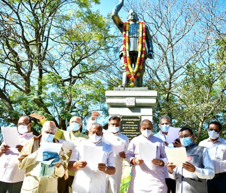 ವಿಧಾನಸೌಧದ ಮುಂಭಾಗದಲ್ಲಿ ನೇತಾಜಿ ಅವರ ಪ್ರತಿಮೆ ಸ್ಥಳಾಂತರ: ಮುಖ್ಯಮಂತ್ರಿ ಬಸವರಾಜ ಬೊಮ್ಮಾಯಿ 9 Netaji's statue to be shifted in-front of Vidhana Soudha: CM Bommai