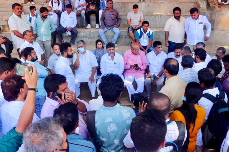Mekadatu: Congress leader DK Shivakumar visits National college ground