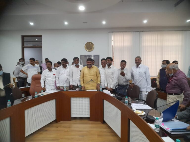 Karnataka Agriculture Minister BC Patil directs to form project report to appoint agricultural scientists