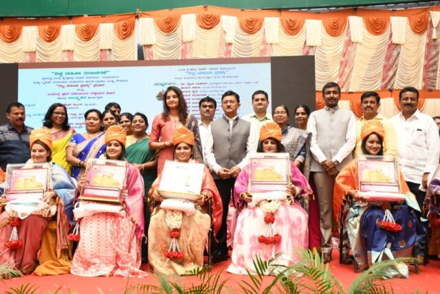 BBMP Officers and Employee Welfare Association felictates women officers and organises blood donation camp