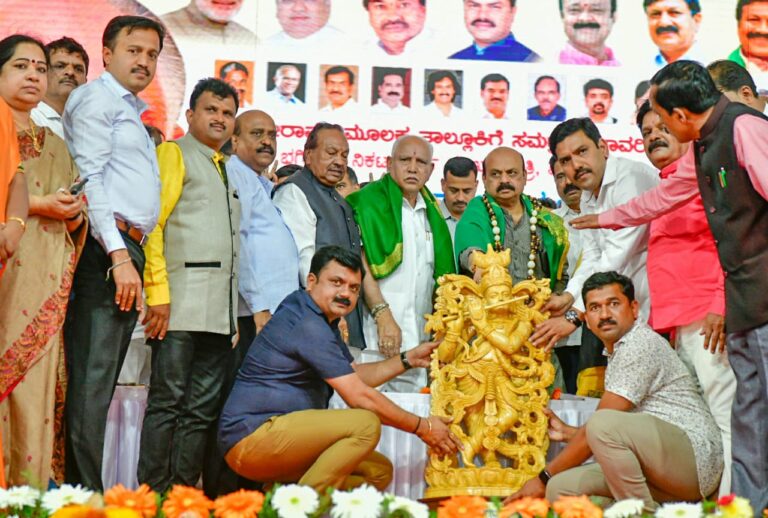 ಬಿಎಸ್ ವೈ , ಜಲ ರಕ್ಷಣೆ ನೀಡಿದ ಆಧುನಿಕ ಭಗೀರಥ : ಮುಖ್ಯಮಂತ್ರಿ ಬಸವರಾಜ ಬೊಮ್ಮಾಯಿ 5 BS Yediyurappa is Modern Bhagirath: Karnataka Chief Minister Basavaraj Bommai