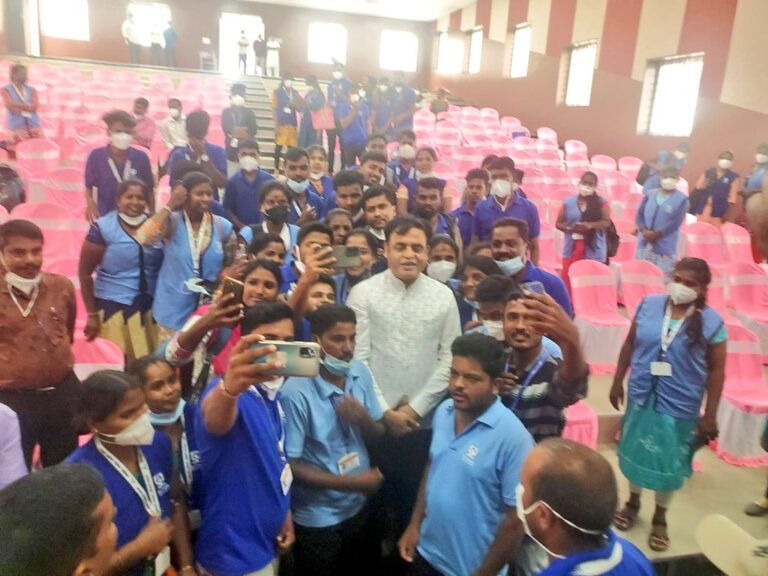ಅರೆವೈದ್ಯಕೀಯ ಸೇವಾಕ್ಷೇತ್ರದಲ್ಲಿ ಸಮೃದ್ಧ ಉದ್ಯೋಗಾವಕಾಶ: ಅಶ್ವತ್ಥನಾರಾಯಣ 3 Rich Careers in Paramedical Services Karnataka Minister Ashwathnarayan