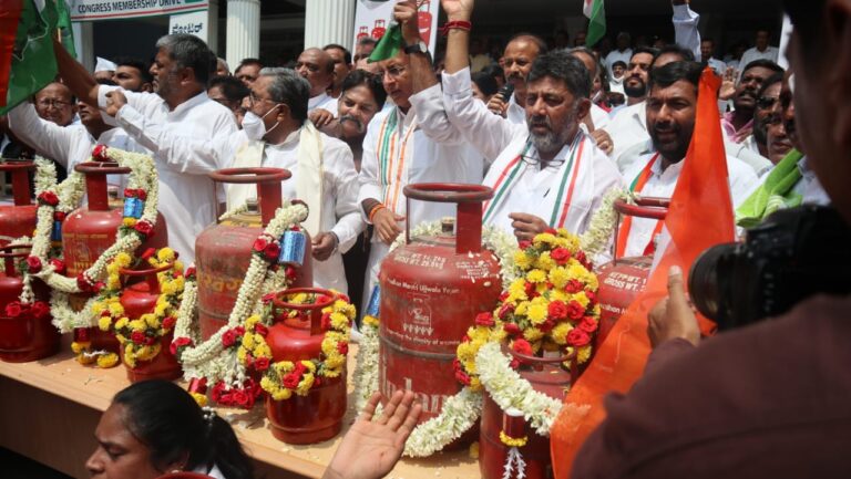 Congress demands Inflation-free India