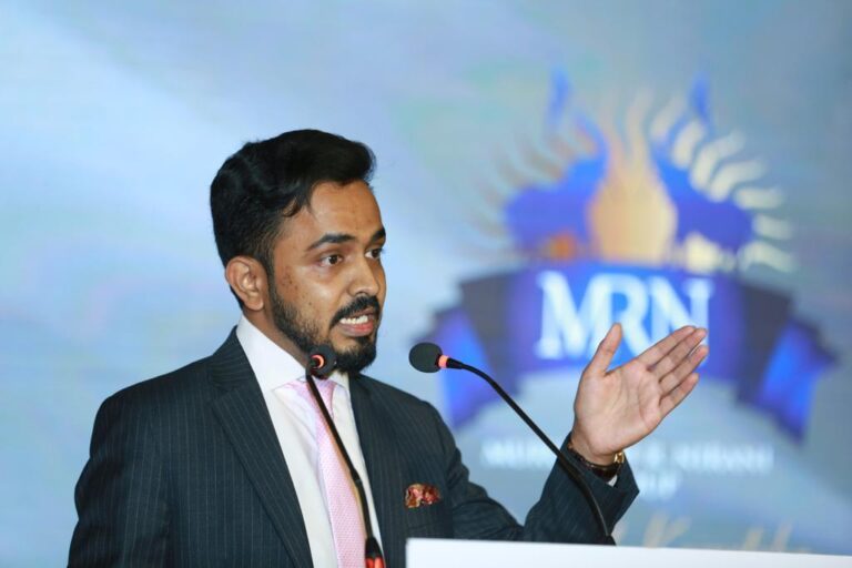 ಟ್ರೂಆಲ್ಟ್ ಬಯೋಎನರ್ಜಿಯ ವ್ಯವಸ್ಥಾಪಕ ನಿರ್ದೇಶಕ ವಿಜಯ್ ಎಂ ನಿರಾಣಿಯನ್ನು ಕೊಂಡಾಡಿದ ಸಿಎಂ 10 Vijay M Nirani, Managing Director of TrueAlt BioEnergy felicitated by CM
