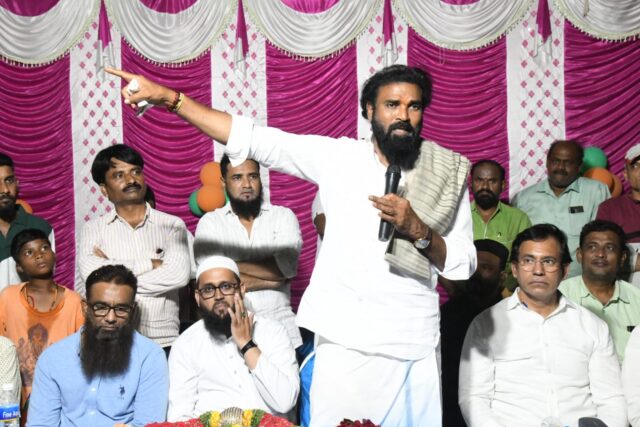 B Sriramulu during his election campaign in Bellary