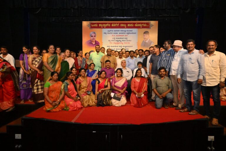 Karnataka Information Department Director Muralidhar, Deputy Director Puttaswamaiah given heartwarming farewell