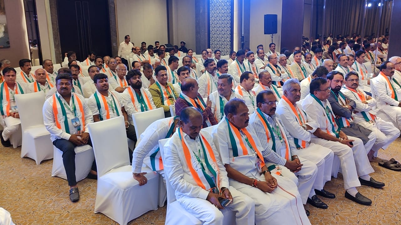 Karnataka Congress CLP Meeting at Shangrila Hotel