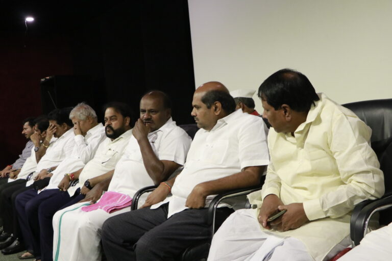 5% fix for issuing LOC to contractors; HD Kumaraswamy accused Congress government of percentage