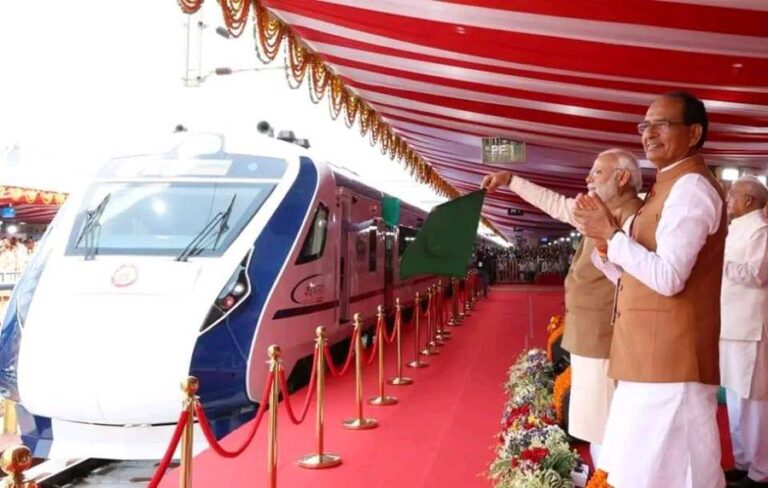 Dharwad-Bangalore Vande Bharat train started, Former Chief Minister Basavaraj Bommai congratulates Prime Minister Narendra Modi