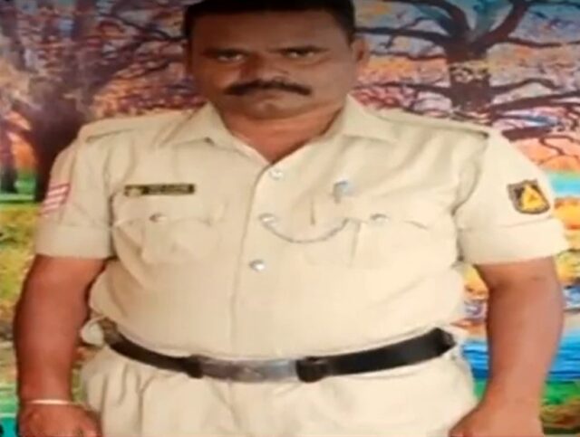 police constable who came to stop illegal transport of sand was killed by tractor in Kalaburagi