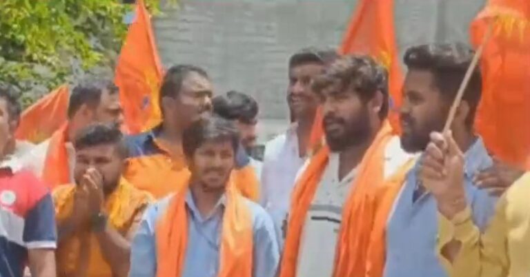 VHP protests against withdrawal of ban on conversion law in Karnataka