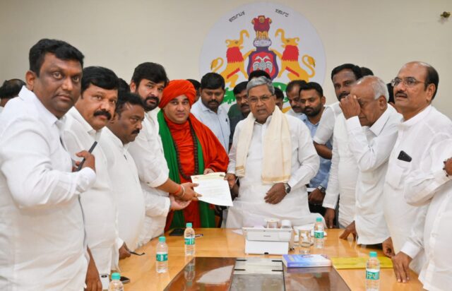 Panchmasali 2A reservation: Karnataka CM Siddaramaiah to hold discussion with leagal and constitutional experts Panchmasali 2A reservation: Karnataka CM Siddaramaiah to hold discussion with leagal and constitutional experts