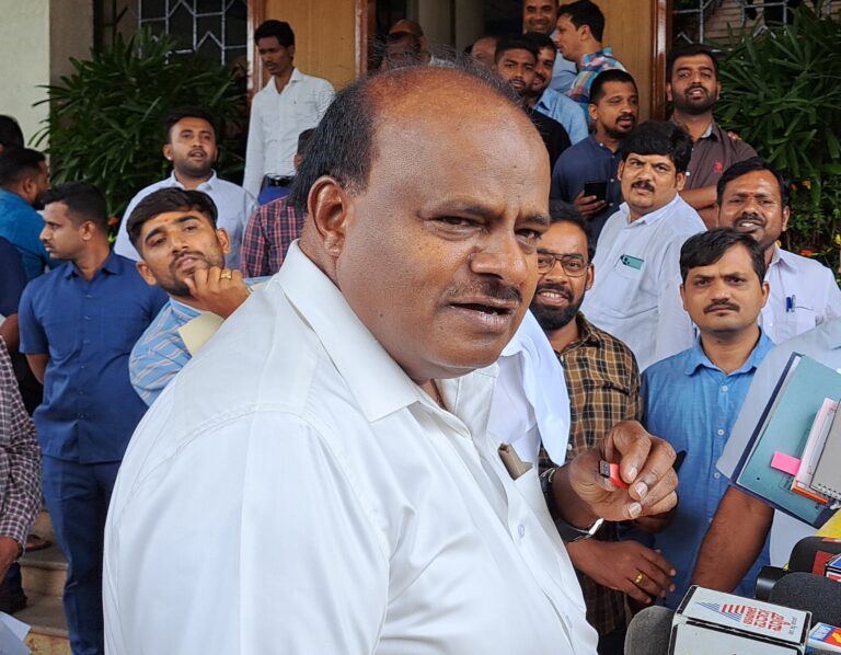 HD Kumaraswamy's Direct accusation — Transfer scam in Karnataka Energy Department; Post sale for ₹10 crore