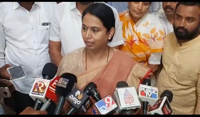 ಸುಭದ್ರ ಸರ್ಕಾರ, ಸಮೃದ್ಧ ಕರ್ನಾಟಕವೇ ನಮ್ಮ ಗುರಿ; ಸಚಿವೆ ಲಕ್ಷ್ಮಿ ಹೆಬ್ಬಾಳ್ಕರ್ 5 secure government, a prosperous Karnataka is our goal; Minister Lakshmi Hebbalkar