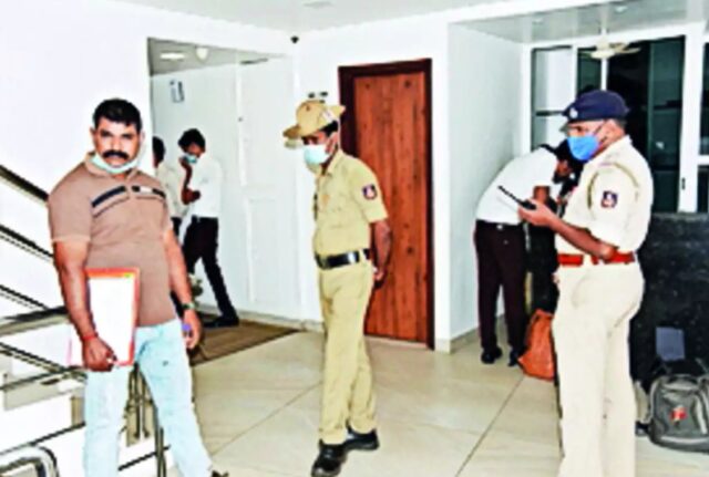 Bengaluru: Techie killed his wife and two daughters and committed suicide