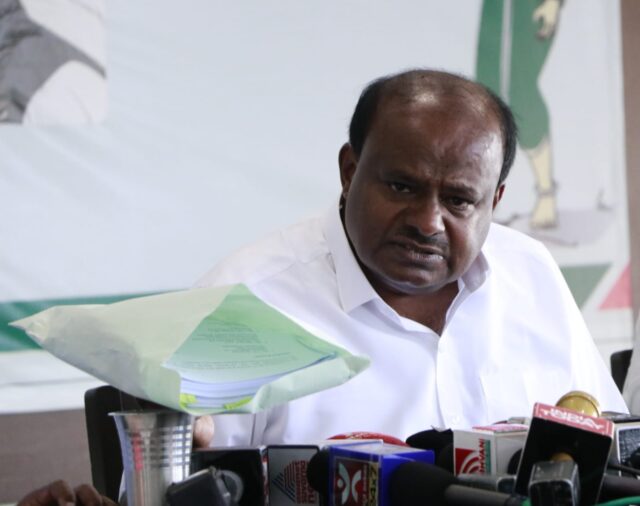 Karnataka: ₹1000 crore transaction in transfer racket: Ex-CM HD Kumaraswamy