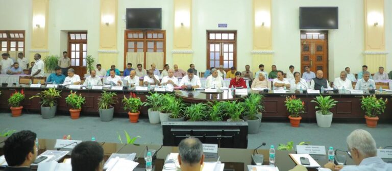 Karnataka All party meeting begins on Cauvery, Mekedatu and Mahadayi water disputes