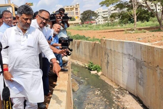 BBMP: File complaint with images if encroachment of Rajkaluve (Storm Water Drain) is witnessed