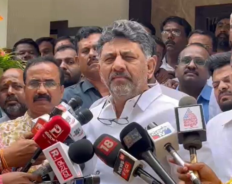 Cauvery water to Tamil Nadu | opposition parties trying to politicise Cauvery issue: D.K. Shivakumar