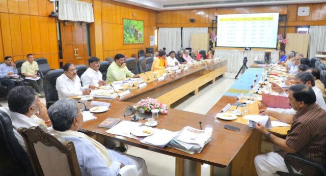 Karnataka Rajyotsava Award | Decision take to give 68 Rajyotsava Award; 10 awards to associations