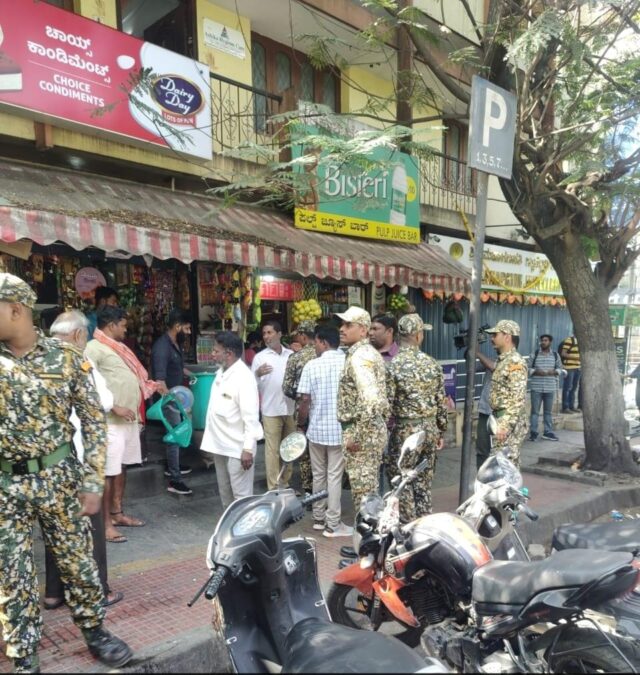 BBMP undertakes encroachement removal from footpath in Bengaluru