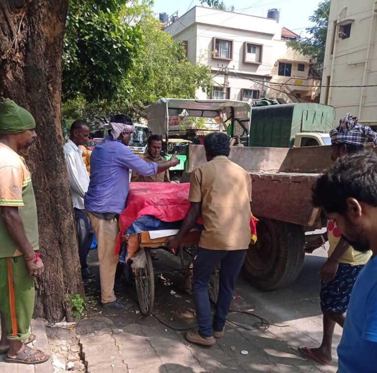 Bengaluru BBMP Continues encroachment removal drive on Footpath