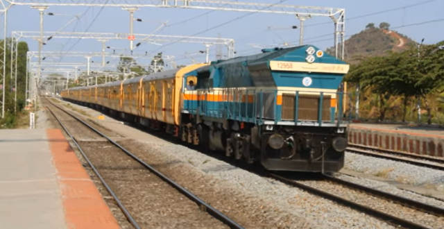 Hubballi-Bengaluru 07339/07340 super fast train reinstated